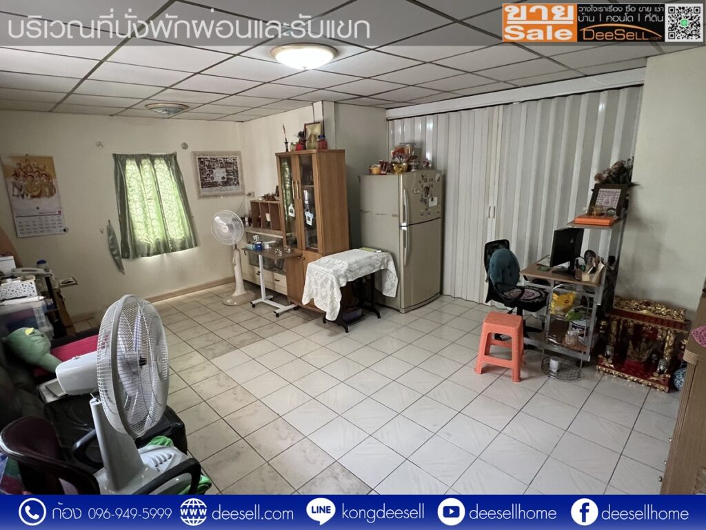 หมู่บ้านฉัตรเกล้าวิลล่า