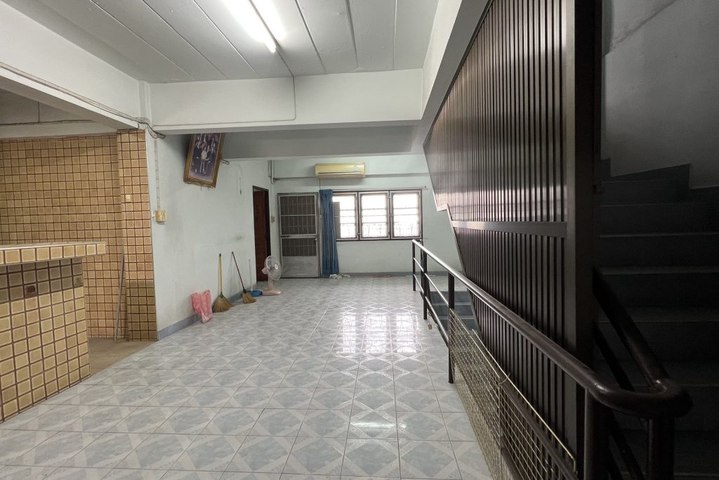ขายโรงงานกระทุ่มแบน